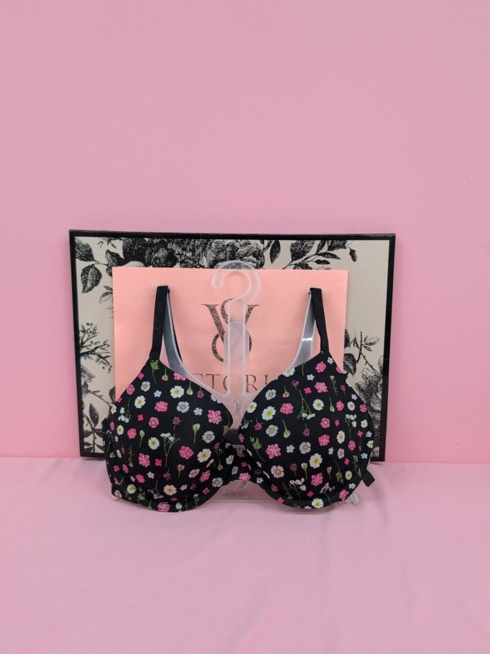 Victoria Secret Sexy Tee Smooth Lightly Lined Demi Bra 34D Black Pressed Floral